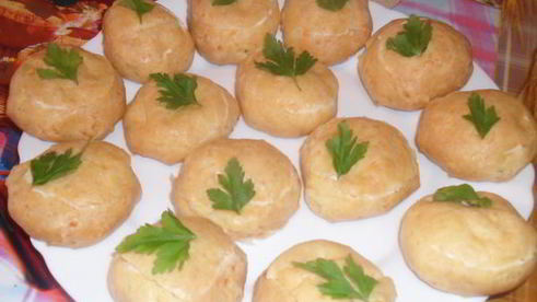 заварные булочки с сыром и ветчиной
