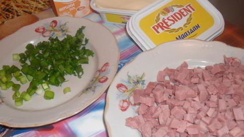 заварные булочки с сыром и ветчиной