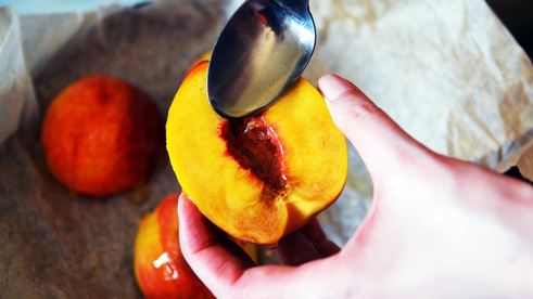 чизкейк нью-йорк с медовыми персиками