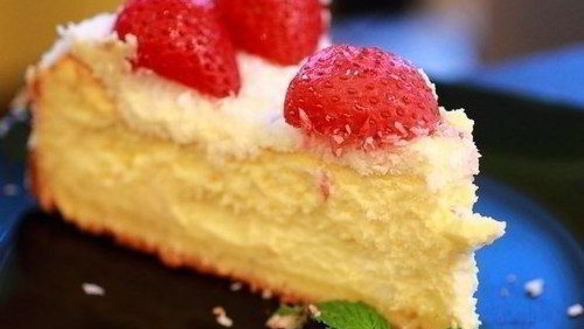 Рецепт Лимонного чизкейка с клубникой и кокосом