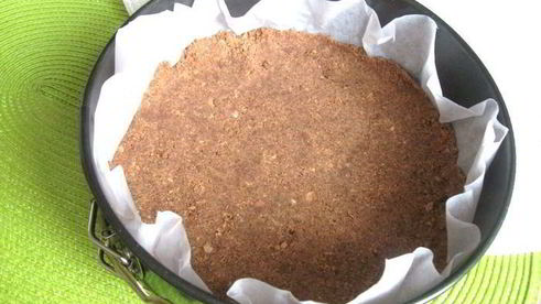 шоколадно-лимонный чизкейк со вкусом горького миндаля