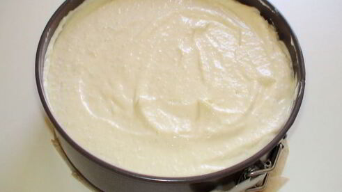 ванильный чизкейк с вишневым соусом