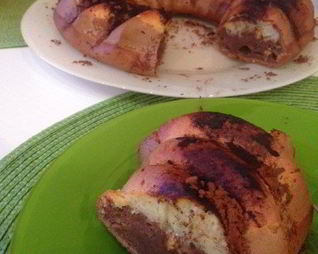 Двухцветный творожный кекс с какао и кокосом