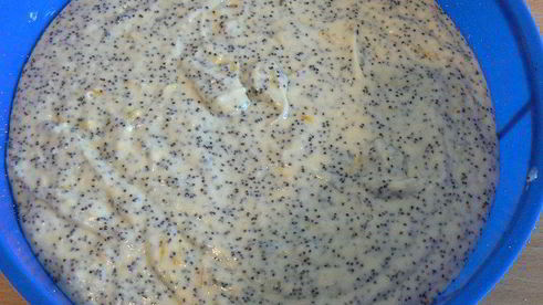 кекс с маком и апельсиновым сиропом