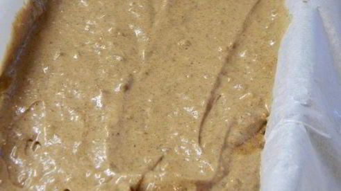 кекс с шоколадом и красным вином