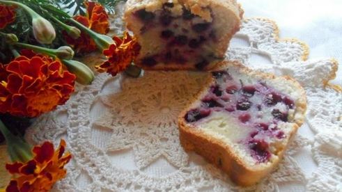 кекс с ягодами на кефире