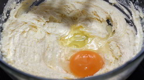 кекс столичный