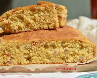 Кукурузный закусочный кекс с беконом