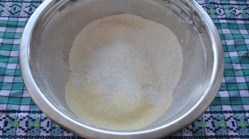 кукурузный закусочный кекс с беконом