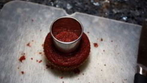 малиновые капкейки