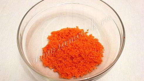 морковный кекс с грецкими орехами