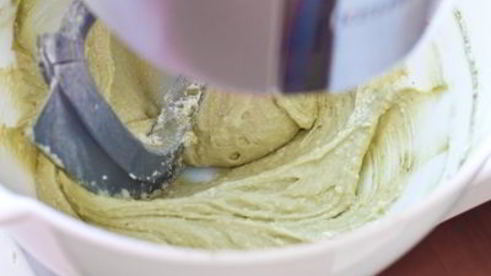 мраморный кекс с чаем матча