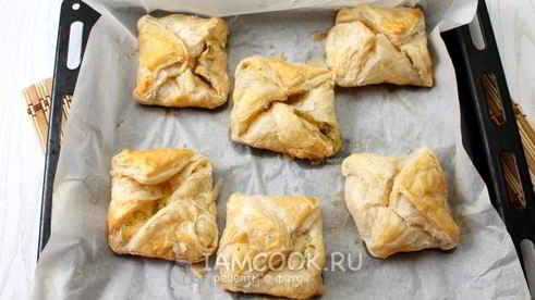 хачапури из слоеного теста