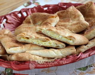 Хачапури с брынзой