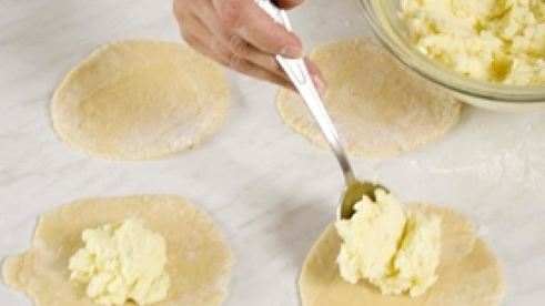 хачапури с картофельно-сырной начинкой