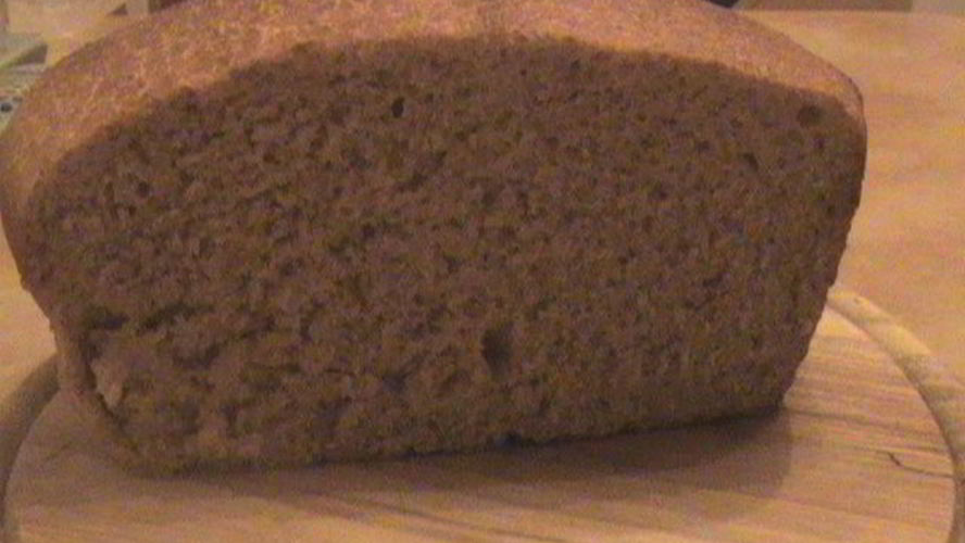 Рецепт бездрожжевого хлеба на закваске с цельнозерновой мукой