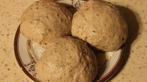 хлеб на мацони с орехами