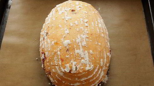 хлеб с вялеными помидорами