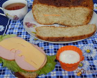 Луковый хлеб в мультиварке