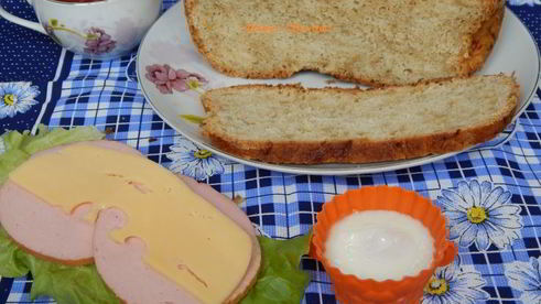 луковый хлеб в мультиварке