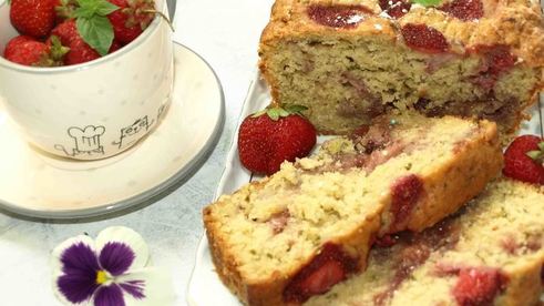 огуречно-клубничный хлеб