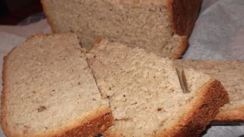 овсяный хлеб с сыром и грецким орехом