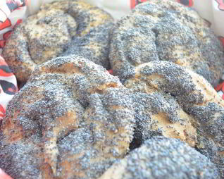 Ржаные хлебцы в маке