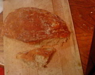 Серый домашний хлеб