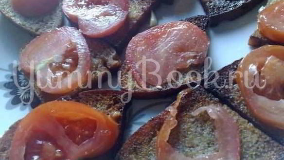 Рецепт Жареного хлебушка с помидорами