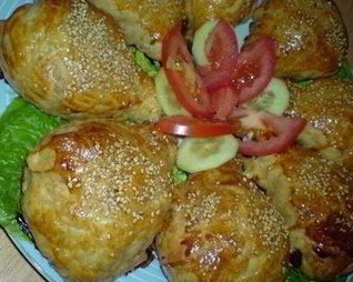 Куриные ножки в слоеном конвертике