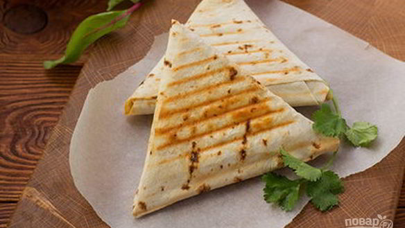 Рецепт Конвертиков с фаршем и фасолью в лаваше
