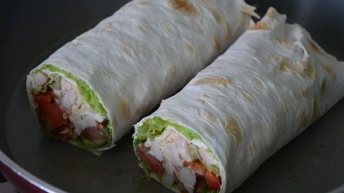 курица с овощами в лаваше