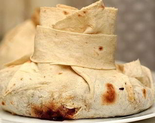 Мясо в армянском лаваше