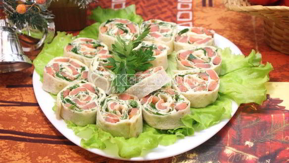 Рецепт Рулетиков из лаваша с красной рыбой