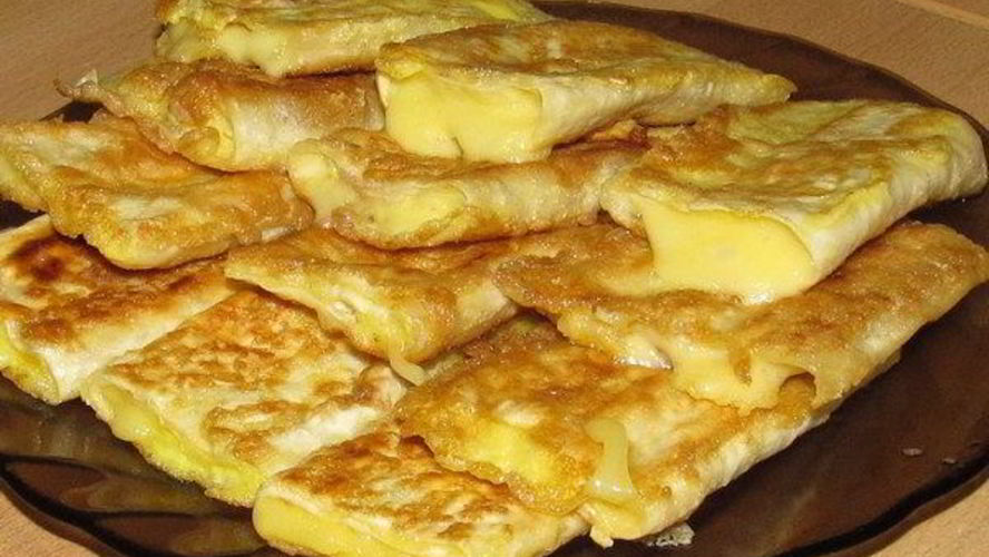 Рецепт сытного завтрака из тонкого лаваша