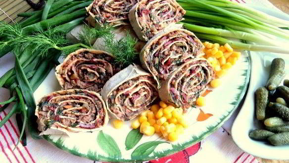 Рецепт Закуски из фасоли в лаваше Сытная