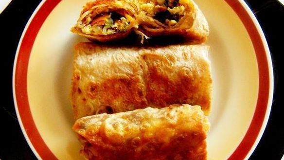 Рецепт Закуски из лаваша с курицей и баклажанами