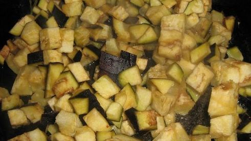 закуска из лаваша с курицей и баклажанами