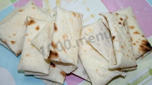 жареный лаваш с сыром