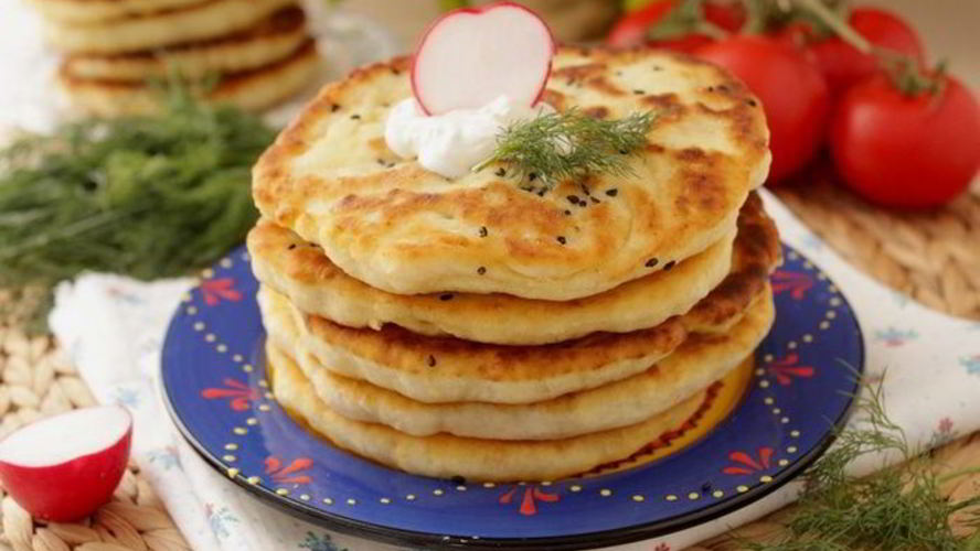 Рецепт бхатурей индийских лепешки