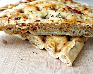 Фокачча с кунжутом