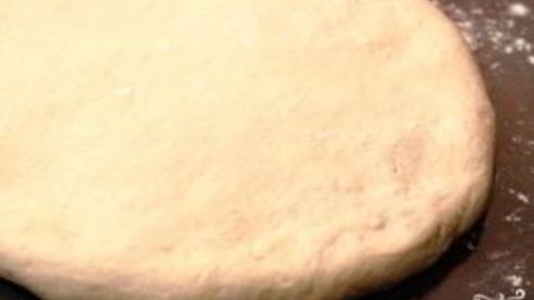 фокачча с сыром и базиликом