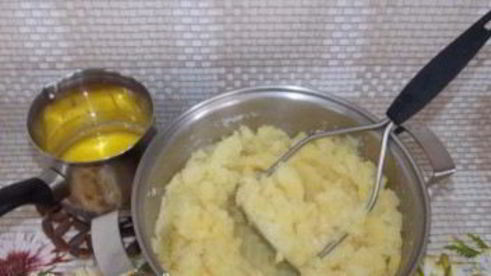 лепешка с картофельным пюре