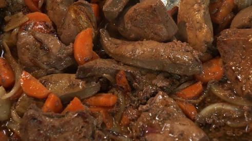 лепешка со свиным паштетом и сладкими овощами