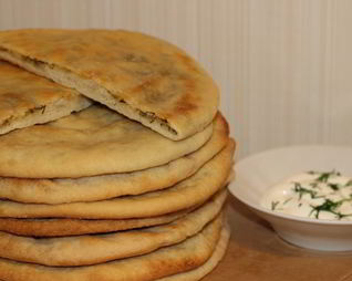 Лепешки на кефире с сыром