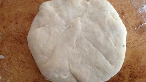 лепешки на минеральной воде с зеленью и сыром