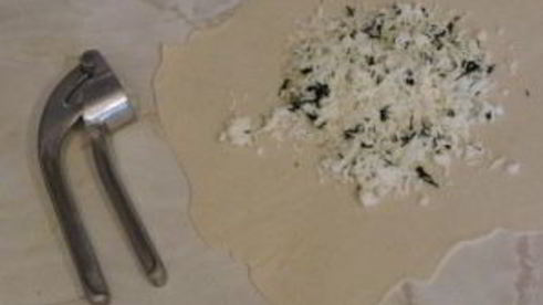 лепешки с сыром на кефире на сковороде