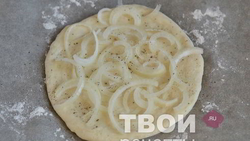 луковая фокачча