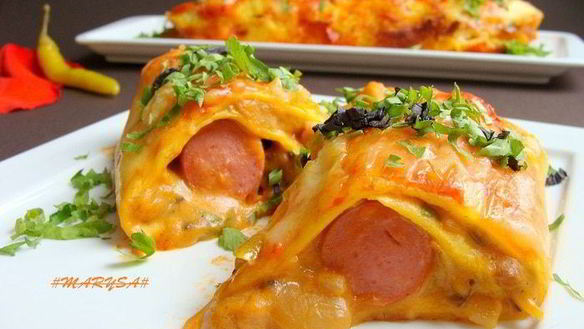 Рецепт Мексиканских лепешек с фасолью, сыром и острым соусом