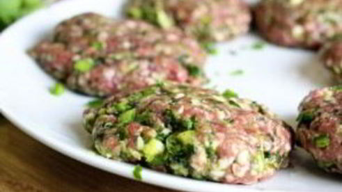 пита с фаршем и овощами